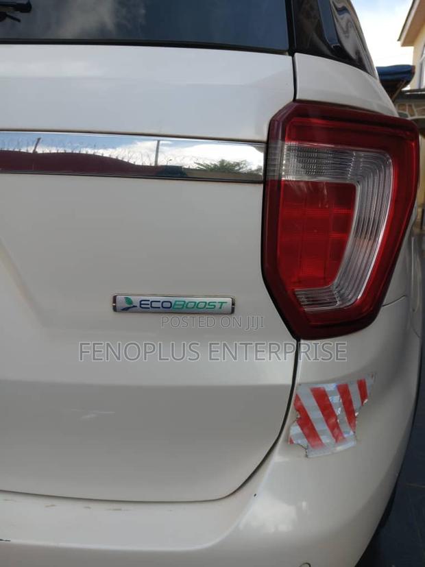 Ford Explorer XLT 4dr SUV (3.5L 6cyl 6A) 2016 White