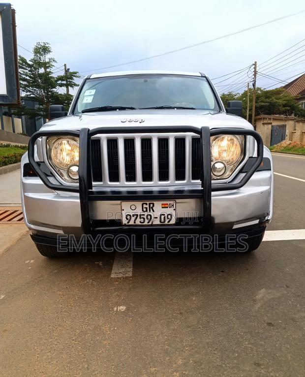 Jeep Liberty 2009 Silver