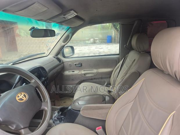 Toyota Tundra Work Truck 2011