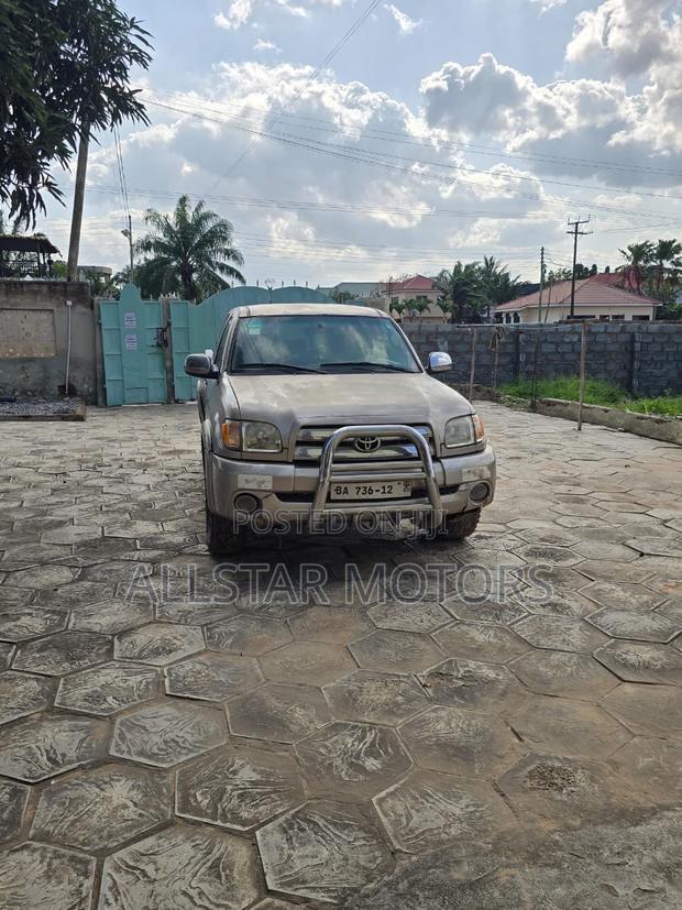 Toyota Tundra Work Truck 2011