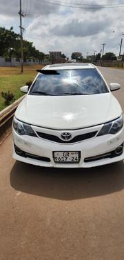 Toyota Camry SE 4dr Sedan (2.5L 4cyl 6A) 2013 White for sale