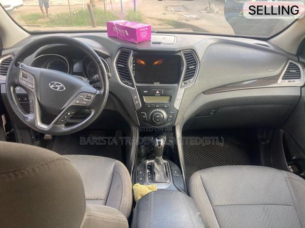 Hyundai Santa Fe GLS 4dr SUV (3.3L 6cyl 6A) 2015 Gray