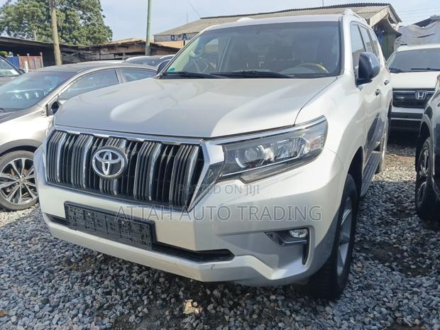 Toyota Land Cruiser Prado 2019 Silver