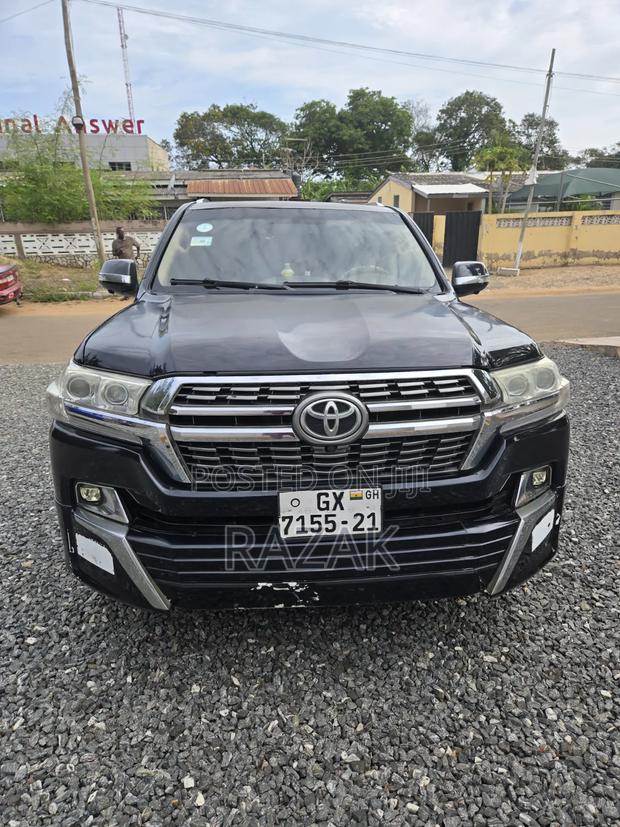 Toyota Land Cruiser 2024 Black