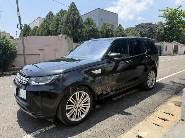 Land Rover Discovery HSE LUXURY 4x4 2018 Black