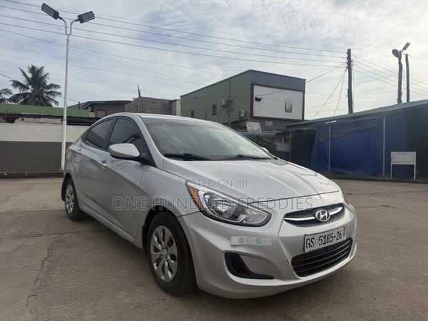 Hyundai Accent 2017 Silver
