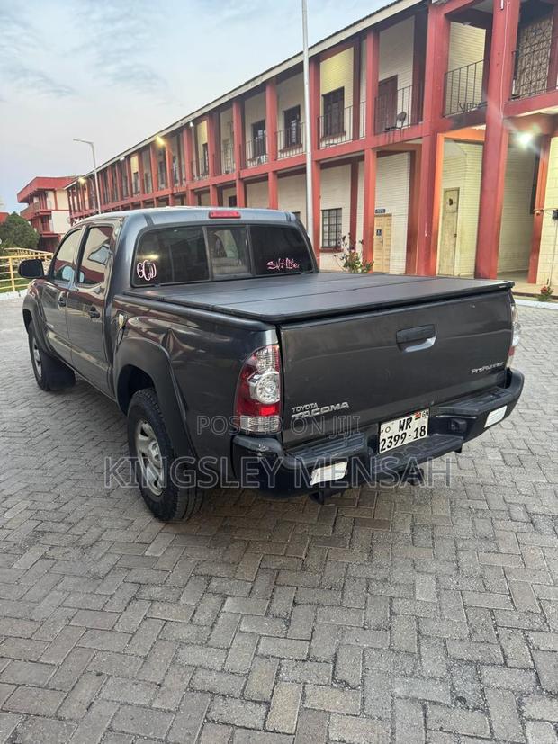 Toyota Tacoma PreRunner 4dr Double Cab 5.0 ft. SB (2.7L 4cyl 4A) 2015