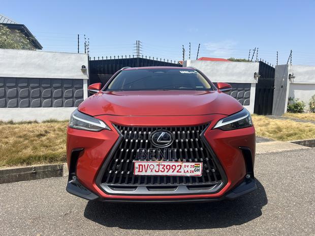 Lexus NX 2023 Orange