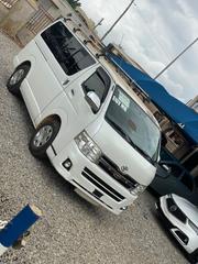 Toyota Grand HiAce G 3.0 Diesel Turbo 4WD 8-Seater 2001 White for sale