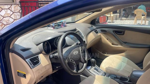 Hyundai Elantra GLS Sedan FWD (1.8L 4cyl 6A) 2013 Blue