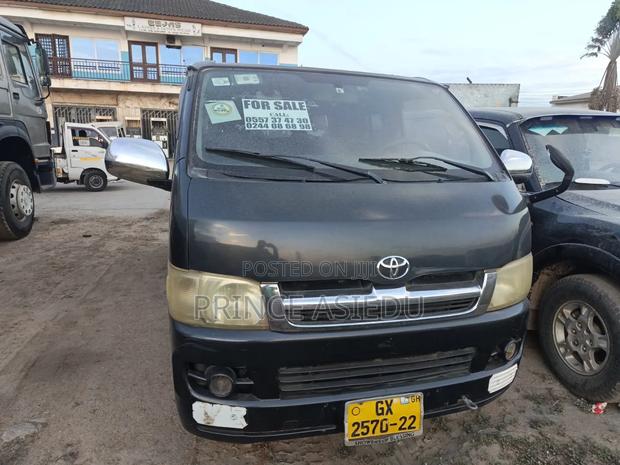 Toyota Regius 1998 Black
