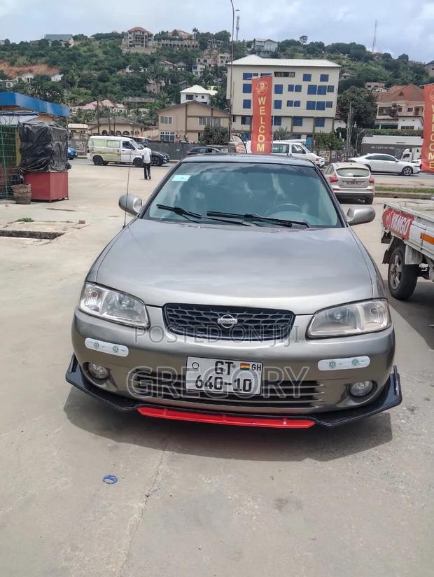 Nissan Sentra SE 2001 Beige