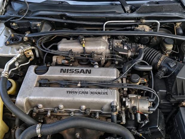 Nissan Sentra SE 2001 Beige