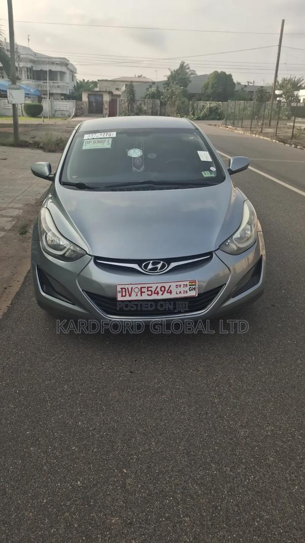 Hyundai Elantra SE 4dr Sedan (1.8L 4cyl 6A) 2015 Silver