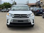 Toyota Highlander XLE 4x4 V6 (3.5L 6cyl 8A) 2018 White for sale