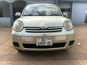 Toyota Sienta 2013 Green for sale