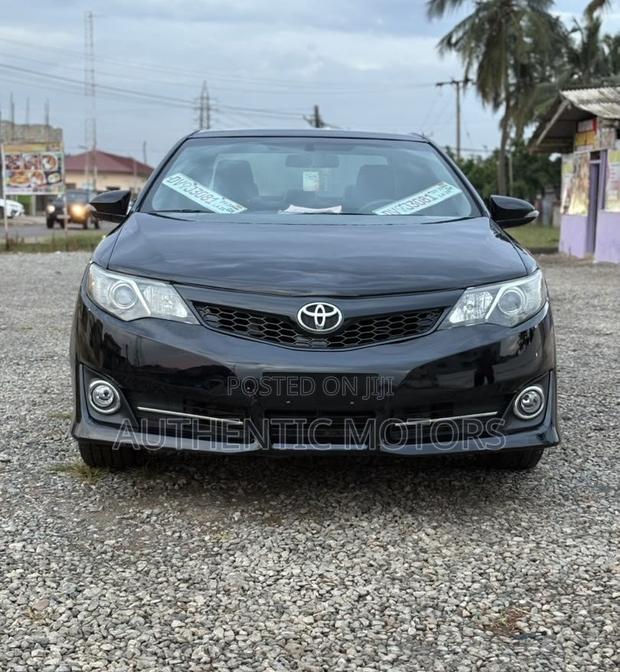 Toyota Camry SE Sport 4dr Sedan (2.5L 4cyl 6A) 2014 Black