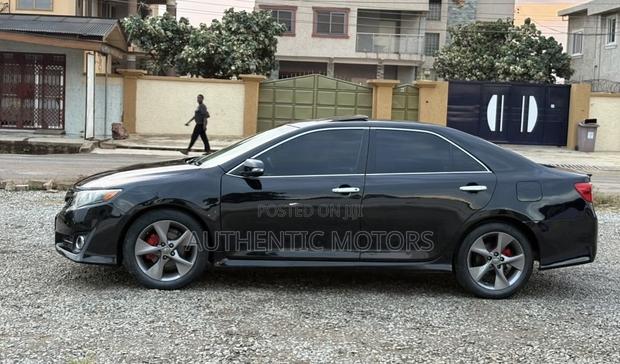 Toyota Camry SE Sport 4dr Sedan (2.5L 4cyl 6A) 2014 Black