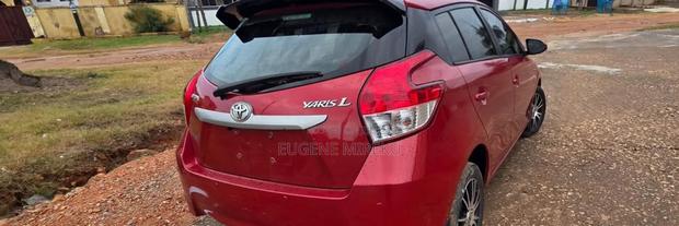 Toyota Yaris 2016 Red