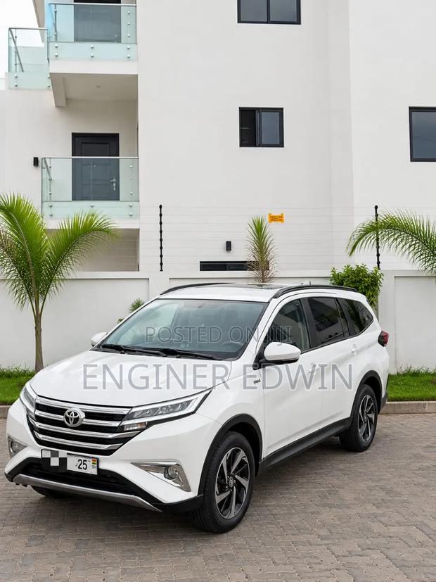 Toyota Rush 1.5 AWD 2019 White