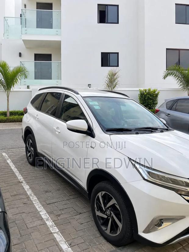 Toyota Rush 1.5 AWD 2019 White