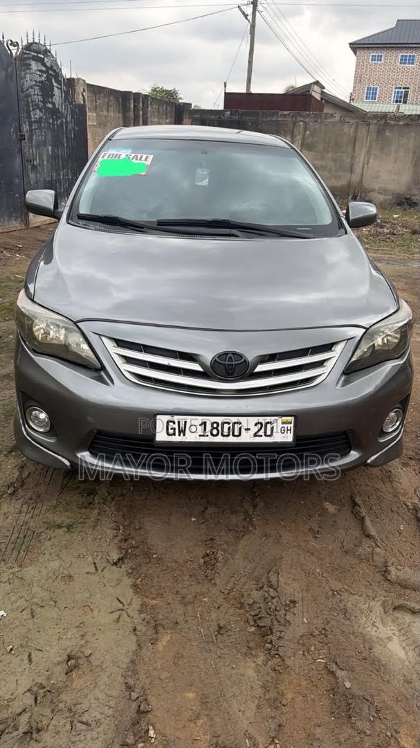 Toyota Corolla S 4dr Sedan (1.8L 4cyl 4A) 2012 Gray