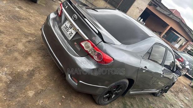 Toyota Corolla S 4dr Sedan (1.8L 4cyl 4A) 2012 Gray