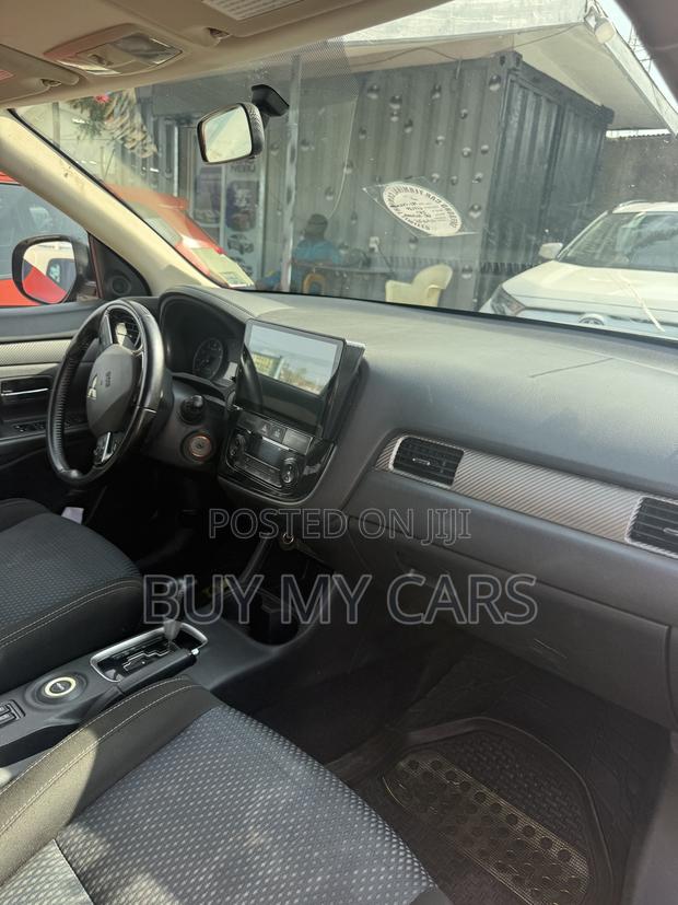 Mitsubishi Outlander SE AWC 2017 Black