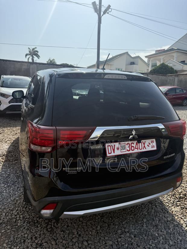 Mitsubishi Outlander SE AWC 2017 Black