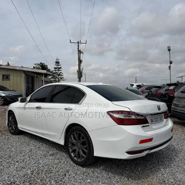 Honda Accord EX 4dr Sedan FWD (2.4L 4cyl 2A) 2016 White