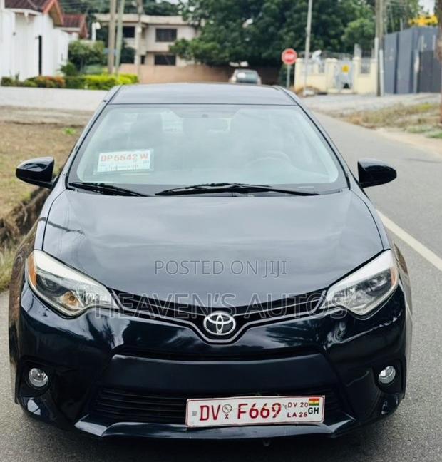Toyota Corolla 2015 Black