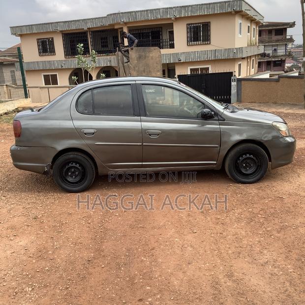 Toyota Echo 2004 Gray