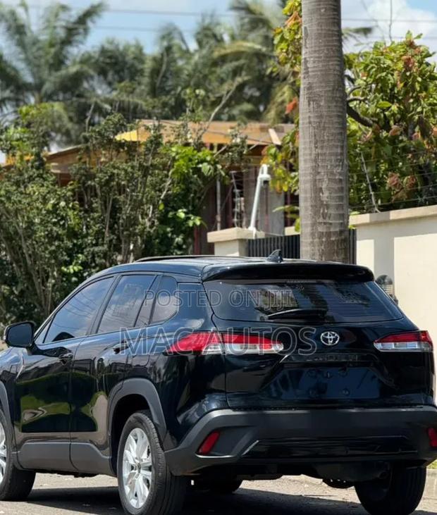 Toyota Corolla Cross XLE AWD 2023 Black