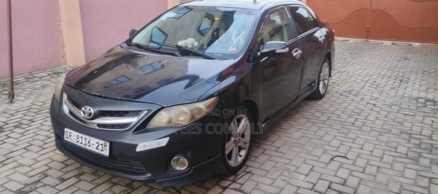 Toyota Corolla 2010 Black