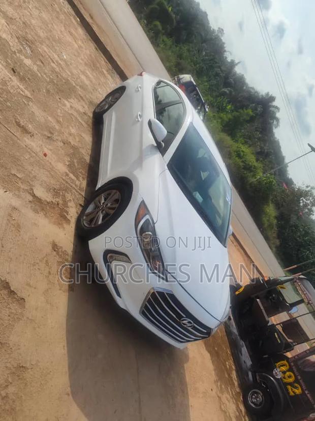 Hyundai Elantra Limited 2018 White