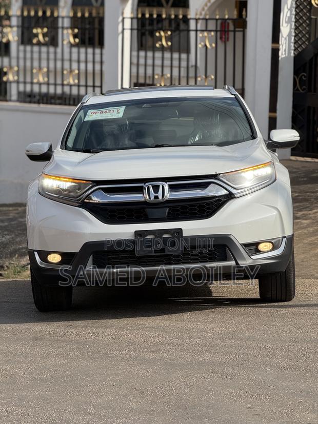 Honda CR-V Touring AWD 2019 White