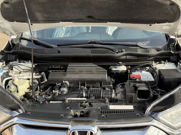 Honda CR-V Touring AWD 2019 White