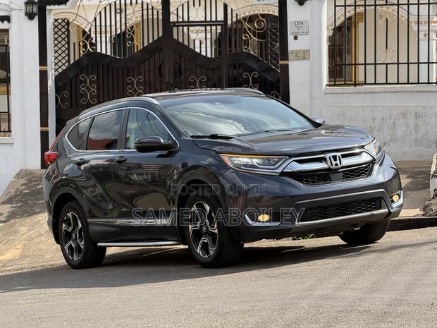 Honda CR-V Touring AWD 2019 Gray