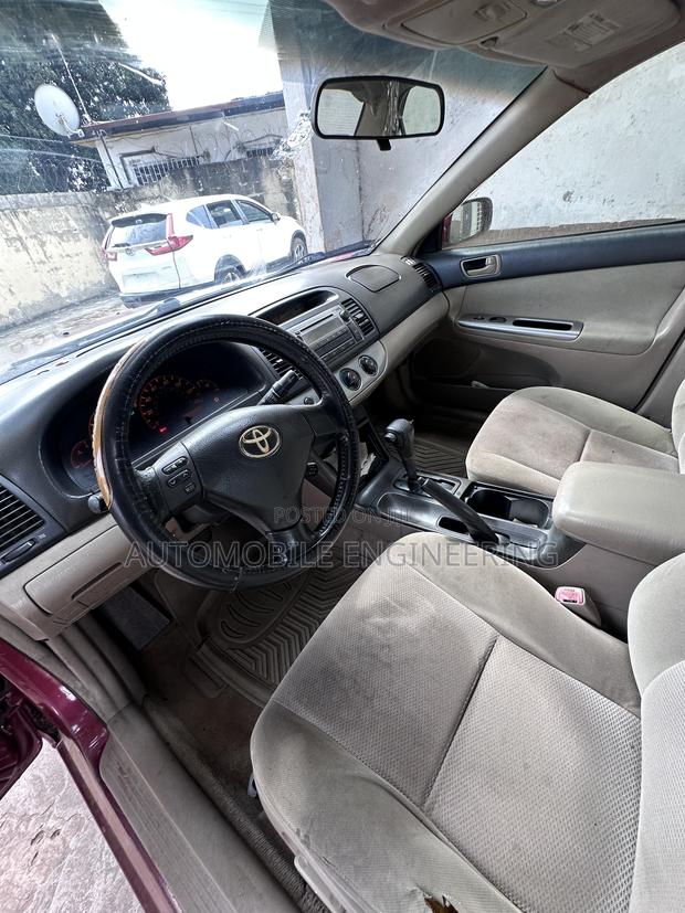 Toyota Camry 2.4 XLE 2005 Burgundy