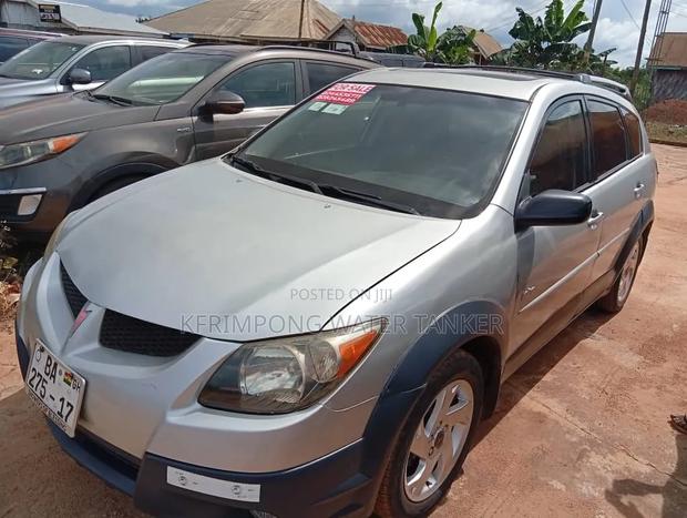 Pontiac Vibe 2010 Gray