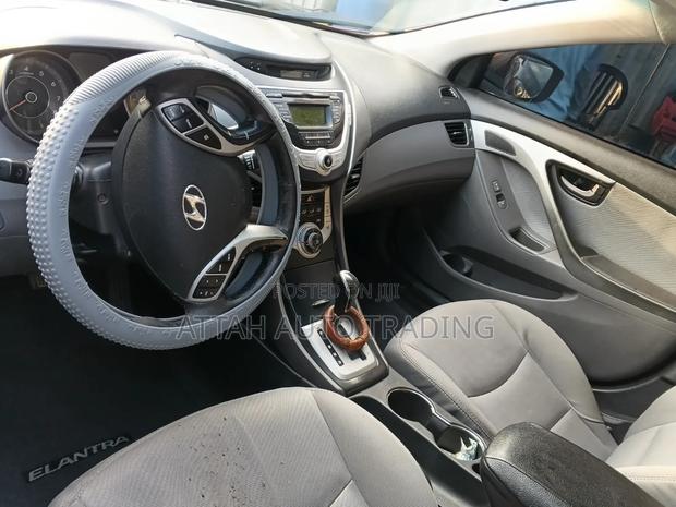 Hyundai Elantra 2015 Pink