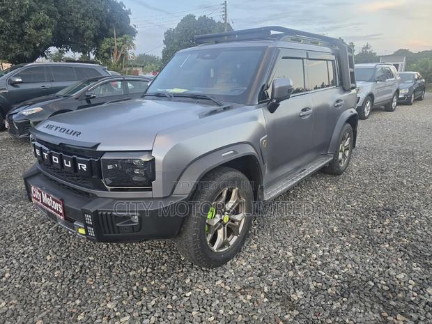 Jetour T2 2.0 Petrol AWD 2023 Gray