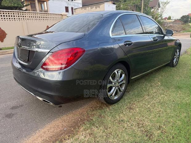 Mercedes-Benz C300 2015 Black