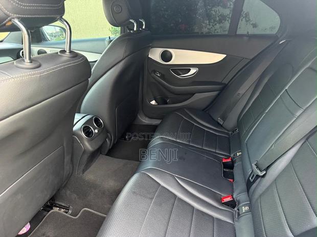 Mercedes-Benz C300 2015 Black