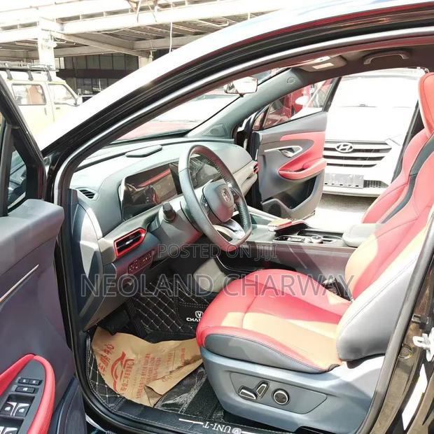 Changan UNI-T 1.5 FWD 2021 Black