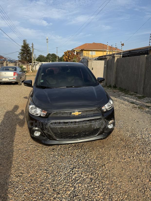 Chevrolet Spark 2017 Gray