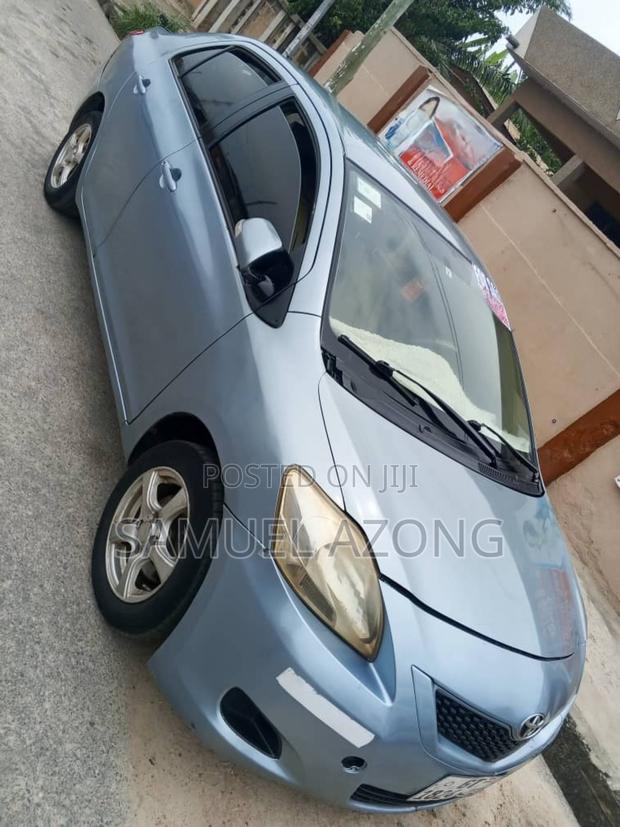 Toyota Belta 2010 Blue