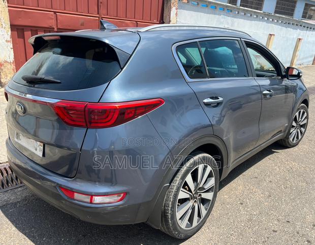 Kia Sportage SX 4dr SUV AWD (2.0L 4cyl Turbo 6A) 2017 Gray