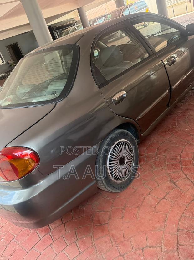 Kia Spectra GS 2000 Gray