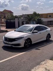 Honda Civic Touring Sedan 2018 White for sale